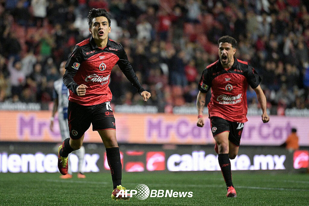 [公式] 「韓国ワールドカップ相手」メキシコ、17歳で大胆に選出が話題 | STARNEWS