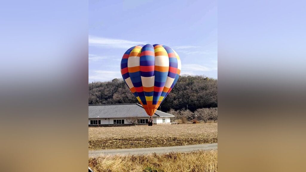 奈良県 奈良市 奈良女子大学＜祝・創部２０年＞女子大気球部…飛ばせる場所求め県外遠征・悩ましい資金繰り、それでも「空からの景色は雄大で感動する」 : 読売新聞