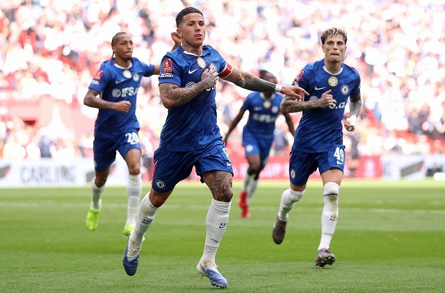 ５戦連続先発の田中碧はシュート精度を欠く…リーズは０－１で敗れ、53年ぶりのFA杯決勝進出ならず。危機的状況のチェルシーに屈す | サッカーダイジェストWeb