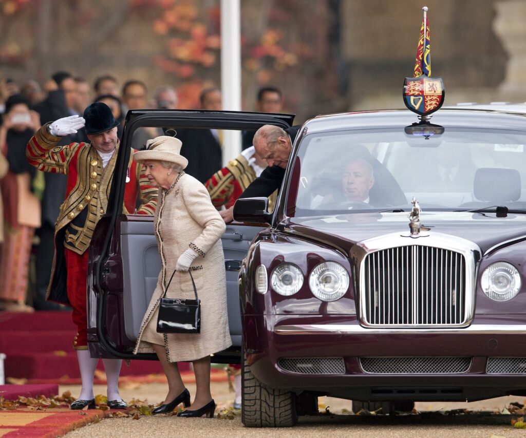エリザベス2世女王の生誕100周年を祝う｜CELEBRATING HER MAJESTY’S CENTENARY | octane.jp