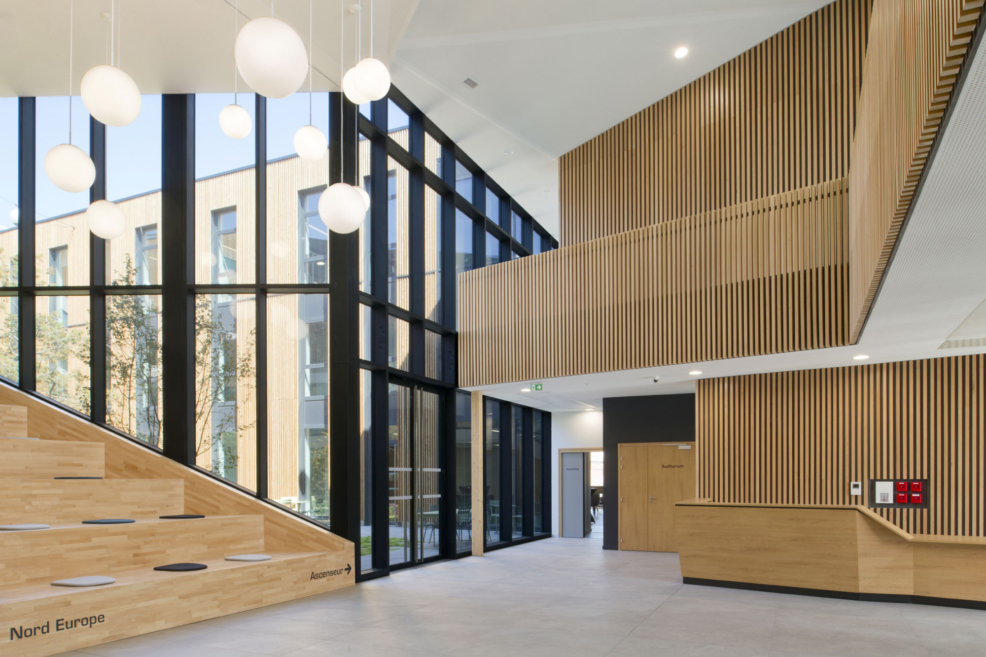 〈エコシステムD（Écosystème D）〉スノヘッタ（Snøhetta）