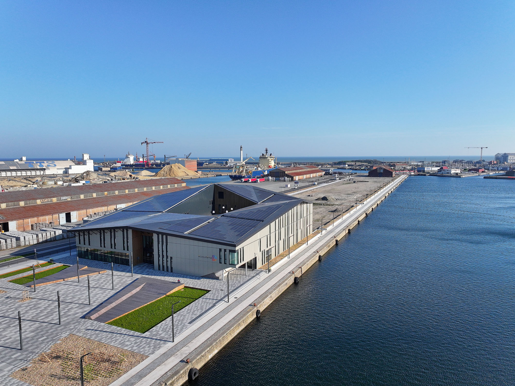 〈エコシステムD（Écosystème D）〉スノヘッタ（Snøhetta）