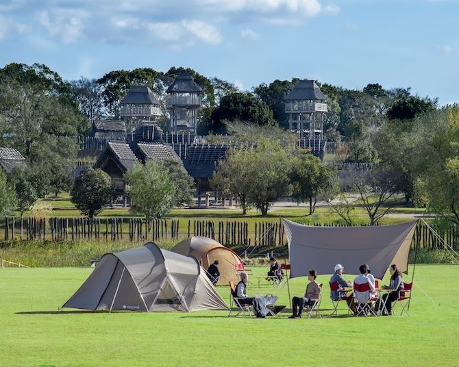 なんと160サイト!?九州最大級のキャンプフィールド!サウナ付きコテージも。体験型複合施設 「スノーピーク グラウンズ 吉野ヶ里」が佐賀県に誕生(ウォーカープラス) – Yahoo!ニュース なんと160サイト!?九州最大級のキャンプフィールド!サウナ付きコテージも。体験型複合施設 「スノーピーク グラウンズ 吉野ヶ里」が佐賀県に誕生(ウォーカープラス) - Yahoo!ニュース