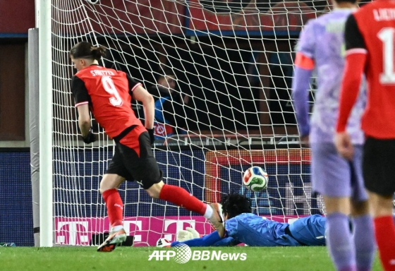 1日（韓国時間）、オーストリア·ウィーンのエルンスト·ハペル競技場で行われたAマッチ評価戦の韓国とオーストリアの試合の様子。 /AFPBBNews=ニュース1