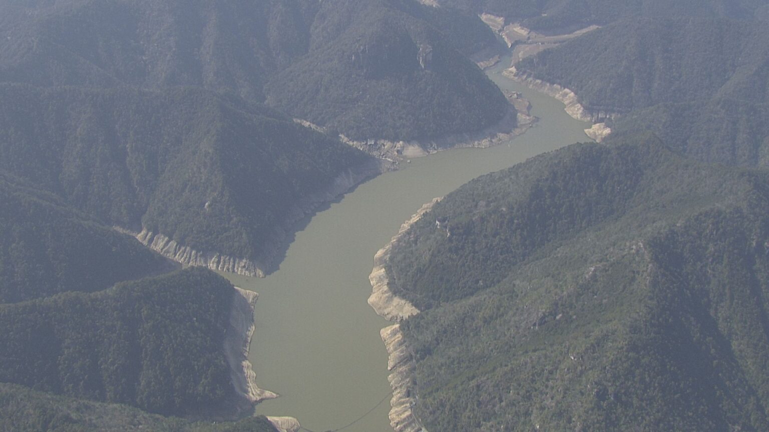 宇連ダムの貯水率 約4か月ぶりに20％超 深刻な水不足に愛知県知事から“田植え延期要請”も… 豊橋市では“節水しながらコメ作り”（CBCテレビ） - Yahoo!ニュース