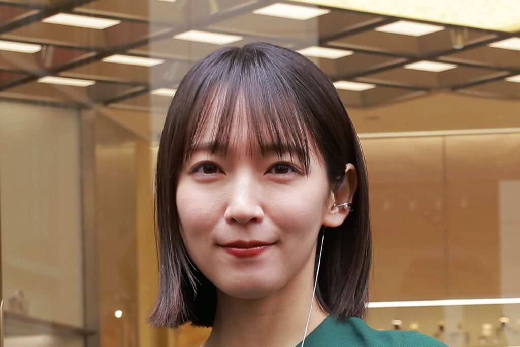 33歳 吉岡里帆 さすが京美人！艶やかな着物「後ろ姿」にファン注目 滋賀県長浜でイベント参加（LIMO） - Yahoo!ニュース
