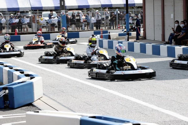 ２０２０年に開催されたカートレース（江津市で）＝島根県江津市提供