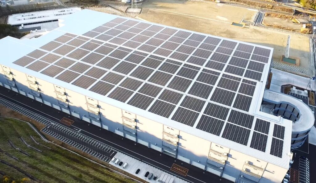 日本ベネックス/滋賀県湖南市の物流施設屋根に太陽光発電所 ─ 物流ニュースのLNEWS物流ニュースのLNEWS 20260409benex - 日本ベネックス/滋賀県湖南市の物流施設屋根に太陽光発電所