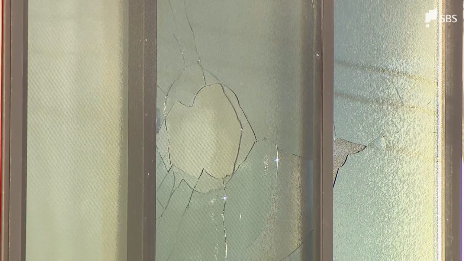 民家への侵入未遂の疑いで3人を逮捕 5日後に同じ民家で強盗事件が発生...強盗は別のグループの犯行か 流出した情報を基に相次いで狙われた可能性も=静岡（静岡放送（SBS）） - Yahoo!ニュース