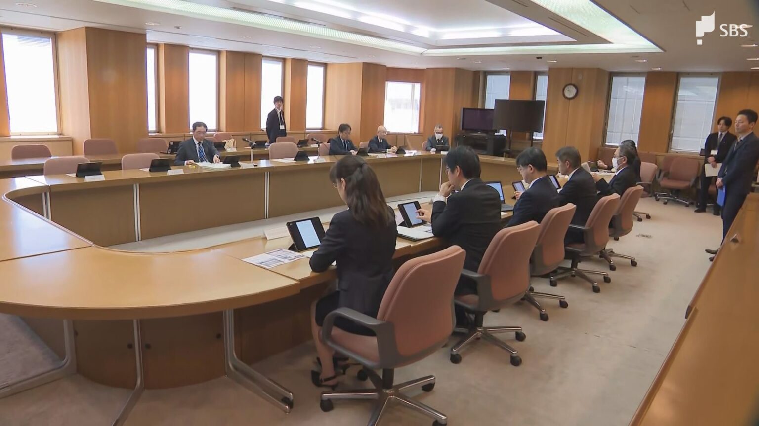 中東情勢緊迫化で経済への影響は⋯県の連絡会議初会合 「重点支援地方交付金」の執行加速へ=静岡（静岡放送（SBS）） - Yahoo!ニュース