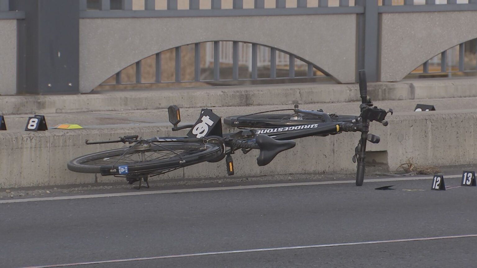 埼玉・越谷市で男子高校生（16）が大型トラックに接触し死亡　神奈川・愛川町に住むトラック運転手を書類送検　埼玉県警（TBS NEWS DIG Powered by JNN）