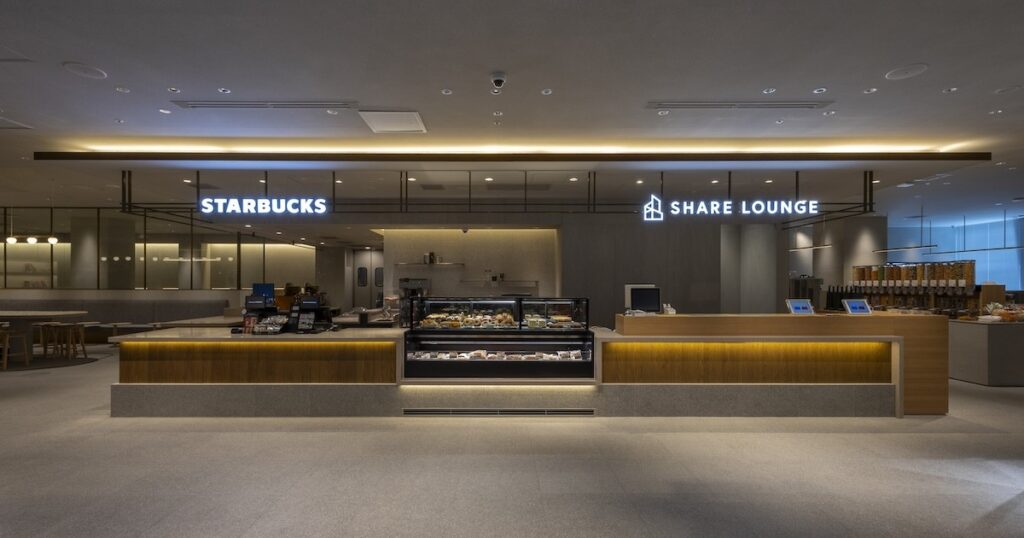 スタバと融合した「シェアラウンジ」の新業態　心斎橋駅直結ワーク＆カフェ空間 - WWDJAPAN