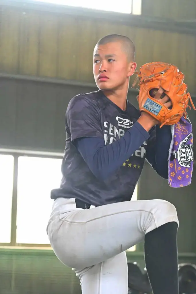 最後の夏に「山梨学院のエース」檜垣瑠輝斗は帰ってくる…ライバル・菰田陽生と臥薪嘗胆の春 - スポニチ Sponichi Annex 野球