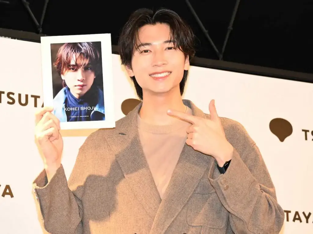 庄司浩平　恐竜の聖地・福井訪れ大喜び「また行きたい」　恐竜トークもさく裂「何億何千年を超えて共感」 - スポニチ Sponichi Annex 芸能