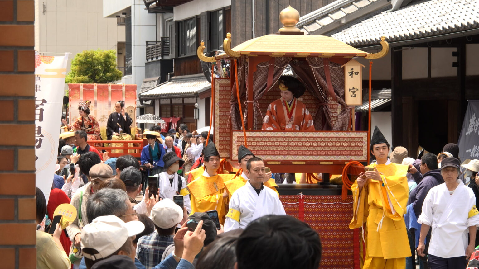 草津宿場まつり 時代行列にあの兄弟も（BBCびわ湖放送） - Yahoo!ニュース