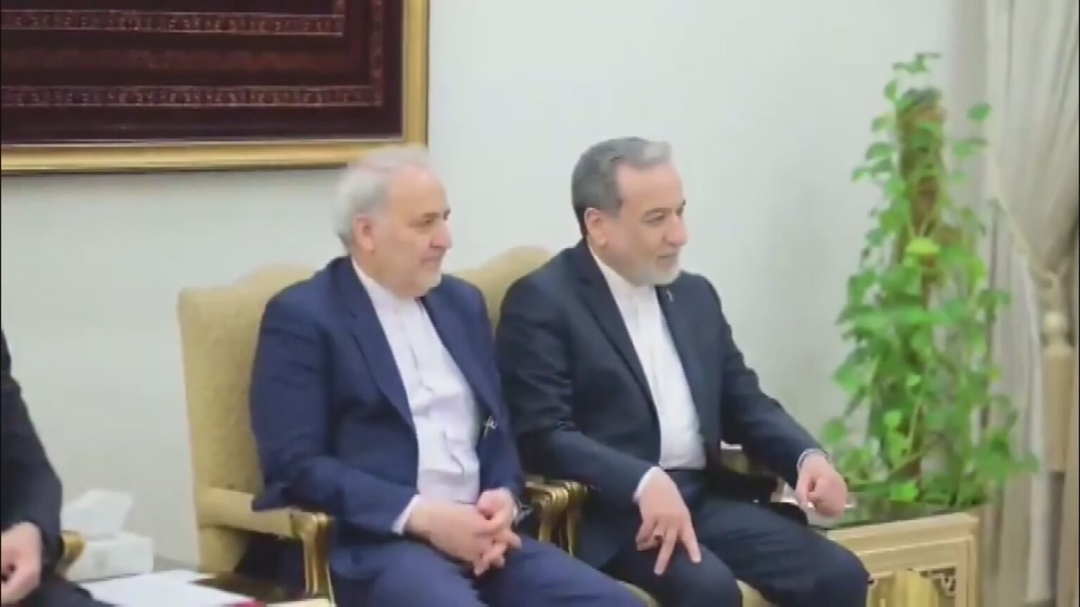 【速報】イラン外相がパキスタン出発 アメリカ代表団の到着待たず（TBS NEWS DIG Powered by JNN）