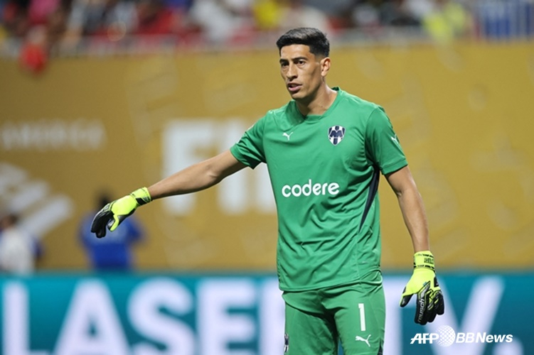 レアル·サラゴサGKエステバン·アンドラだ。 /AFPBBNews=ニュース1