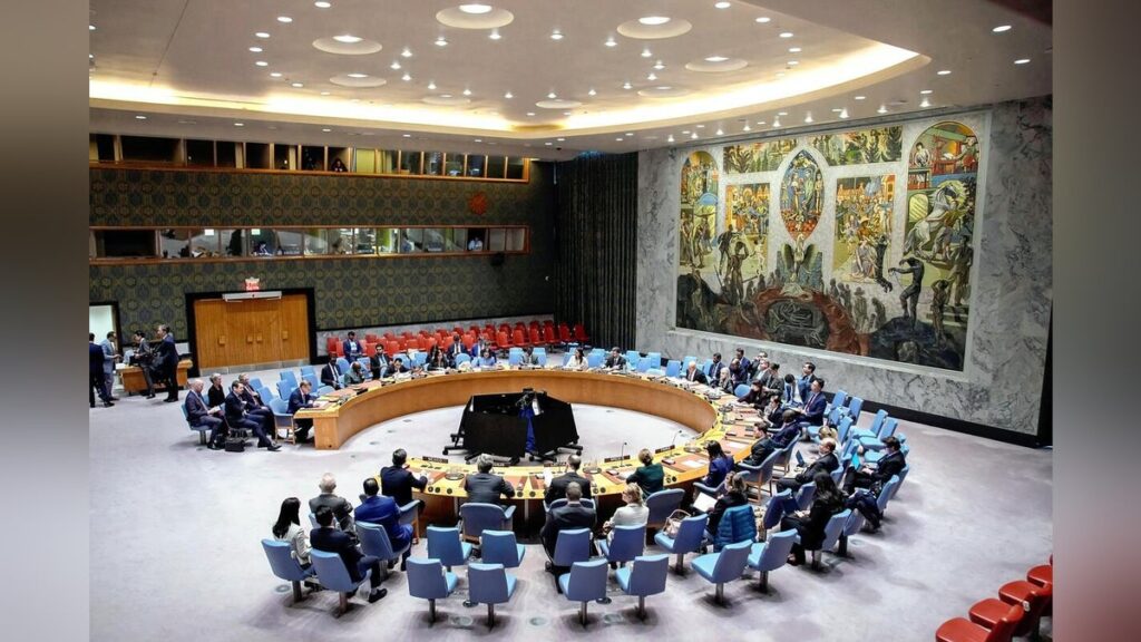 ホルムズ封鎖「長期化すれば食料危機に」、国連安保理でグテレス氏訴え…ロシア・中国は米イスラエルを非難 - 読売新聞