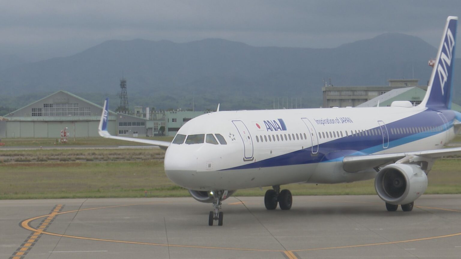 小松・札幌便が1日2往復に 北海道から北陸への観光需要期待 初日に搭乗した利用客には記念品が（MRO北陸放送） - Yahoo!ニュース