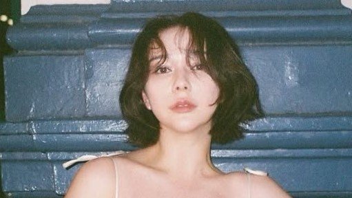 村重杏奈 「コアラ5分カンガルー3分」の分刻みオーストラリア旅を報告!“過去最大露出”の写真集オフショットに「最高すぎ!!!」「素敵」（めざましmedia） - Yahoo!ニュース