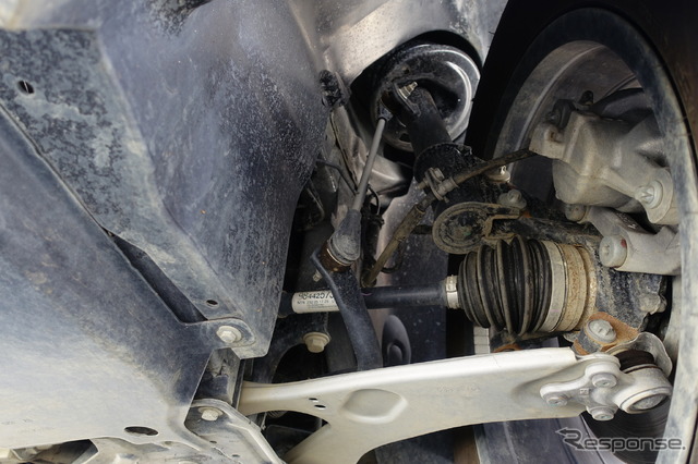 ジープ アベンジャー 4xeハイブリッド