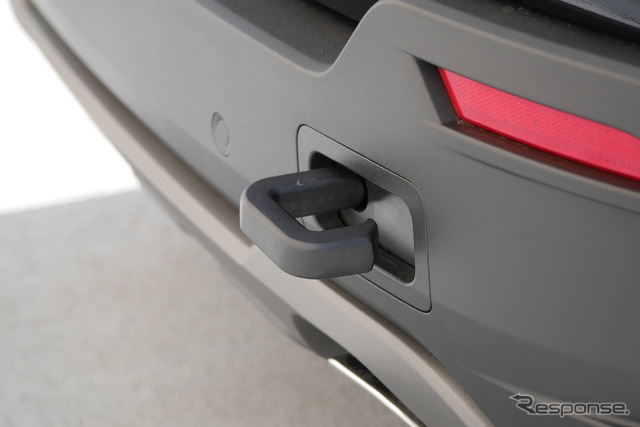 ジープ アベンジャー 4xeハイブリッド