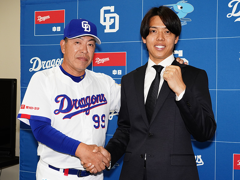 杉浦稔大投手の入団会見