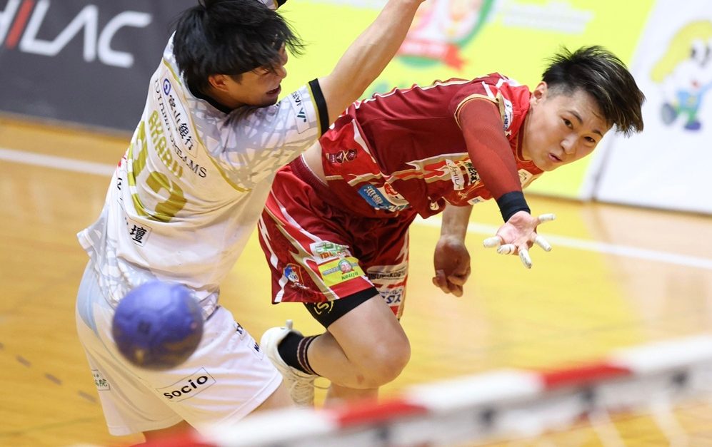 コラソン、敗れる 富山に33―36 ハンド・リーグH男子 沖縄 コラソン、敗れる 富山に33―36 ハンド・リーグH男子 沖縄