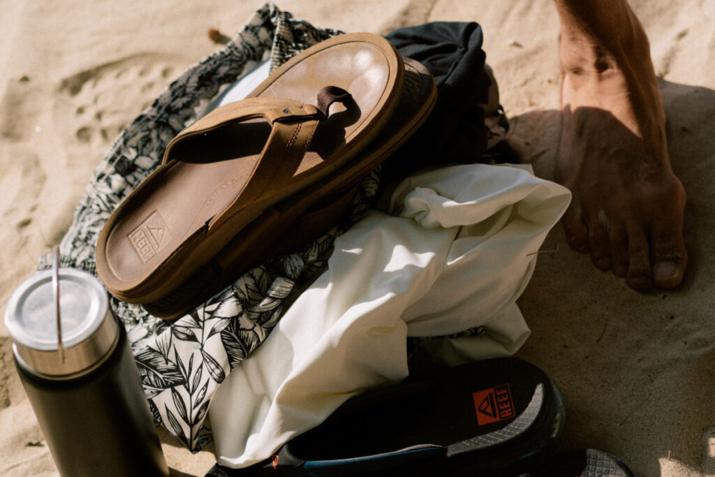 境界線をなくす自由の足跡。サンディエゴ生まれの「REEF」が提示する、2026年春夏の新たな潮流 | VINAVIS