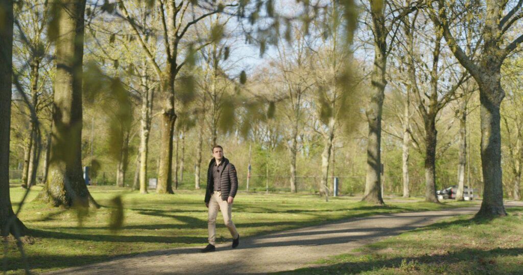花粉症は増加している：自治体は木の植え方を変えることで住民の鼻をすすらせることができるが、まだ実行されていない