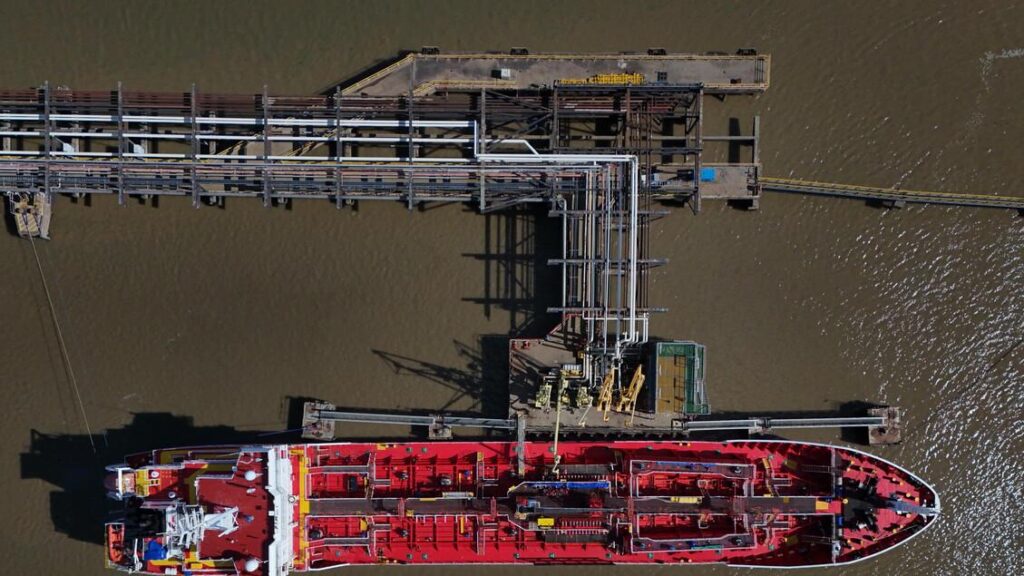 イランのアラグチ外相、Xについて「レバノン・ホルムズの停戦が完全に解除された後」