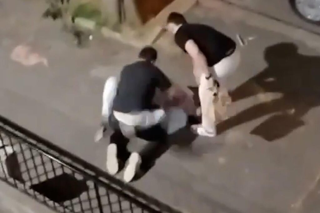 ニース：非番のCRS2人が飲酒中の故意の暴力と窃盗で起訴