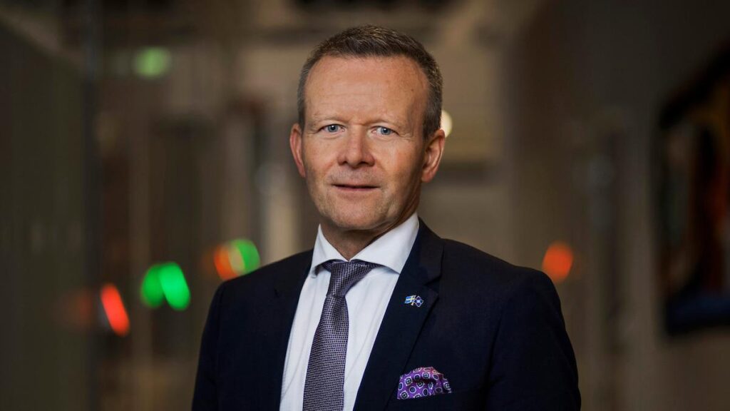 スウェーデンでは戦争について公然と話します。デンマークはそこから学ぶべきだ、スウェーデン人を最悪の事態に備える男はそう信じている