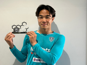 辻岡佑真選手　３月度「明治安田Ｊ１百年構想リーグ　月間ベストゴール」 記念グッズ発売のお知らせ | アビスパ福岡公式サイト | AVISPA FUKUOKA Official Website