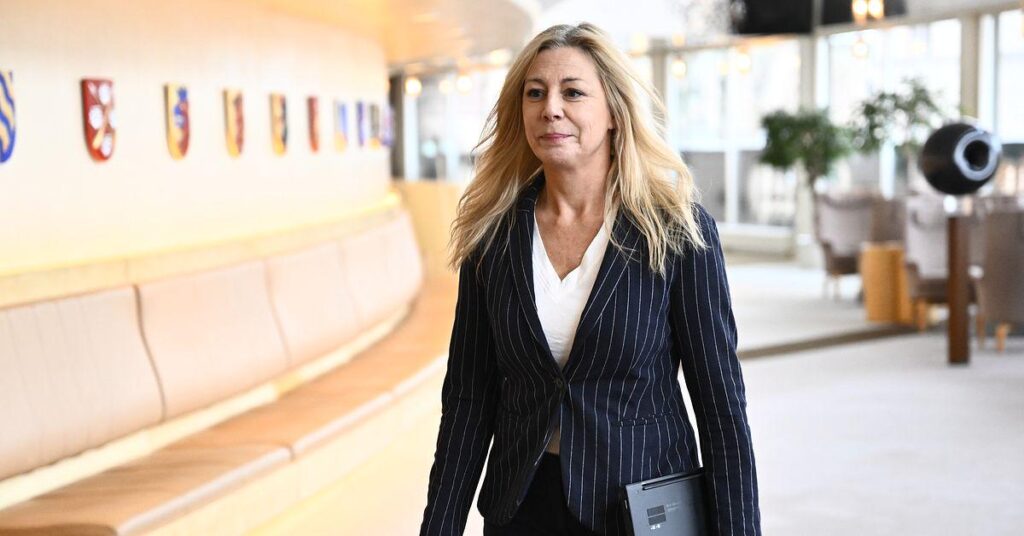 SDクーデター後のM：相殺制度は崩壊した