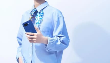 Google Pixel 10aに日本限定モデル、ヘラルボニーと共創した特別モデル「Isai Blue」 - BCN＋R