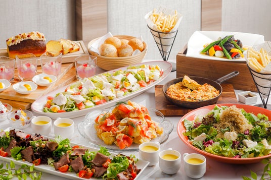琵琶湖マリオットホテル　選べるメインと滋賀の恵みが彩る夏のブッフェスタイルランチ「Pick & Enjoy Lunch」を発売 - びわ湖大津経済新聞