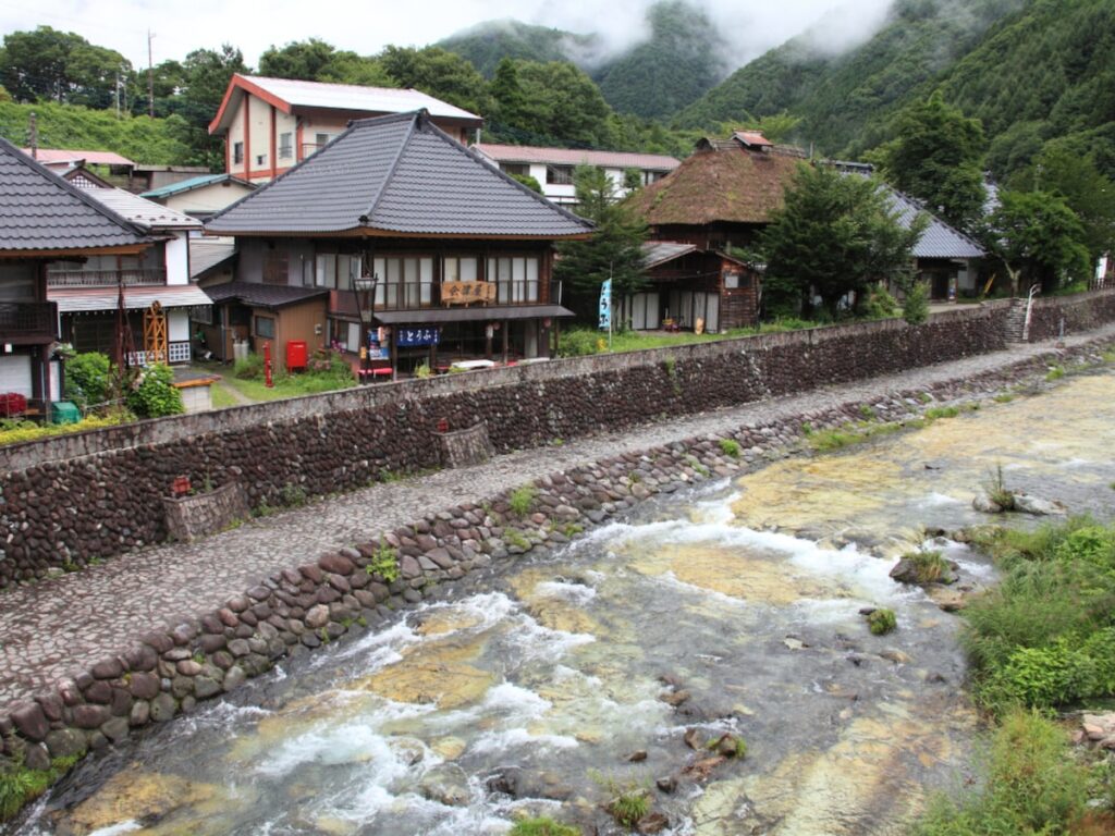 『桃太郎電鉄』で読むのが難しいと思う「栃木県の物件駅」ランキング！ 2位「湯西川」を抑えた1位は？【2026年調査】 - All About ニュース