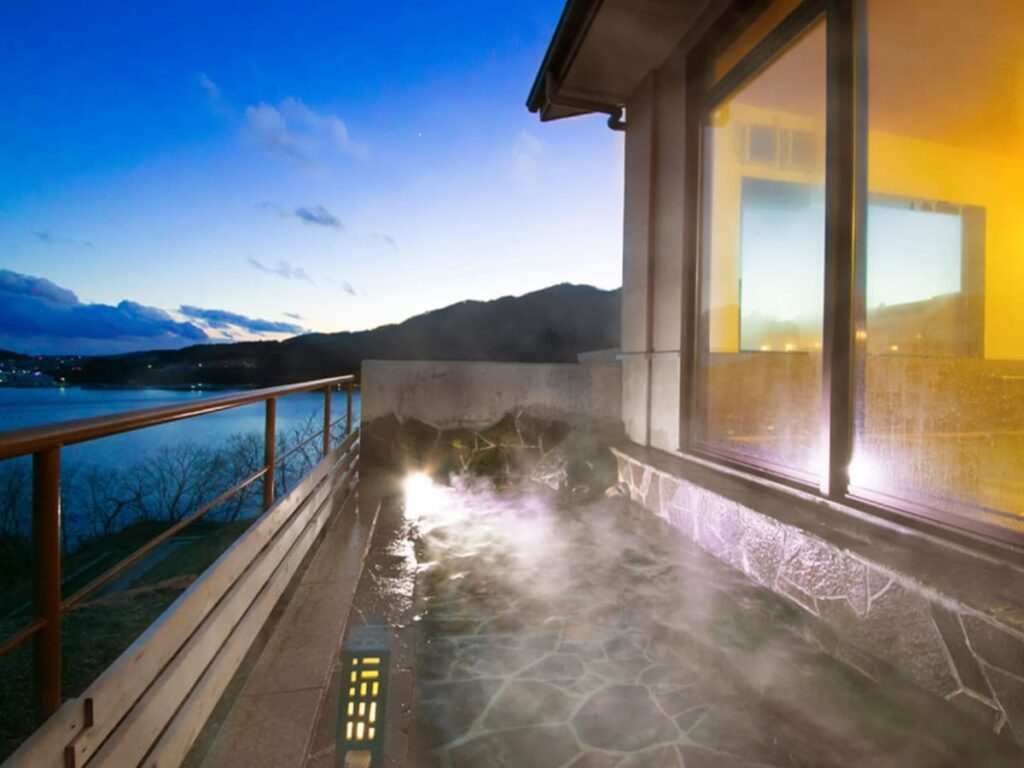 【岩手県の人気ホテル】「大船渡温泉」は絶景の天然温泉と三陸の海の幸を堪能できる宿 - All About ニュース