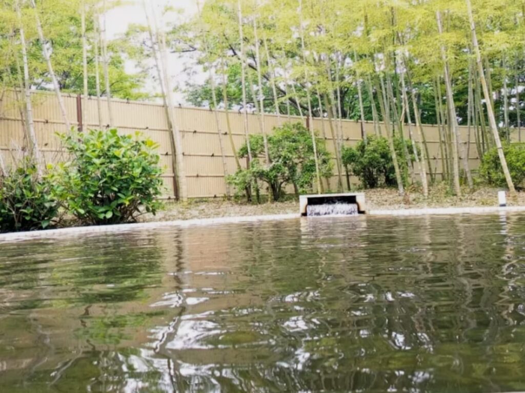【山梨県の人気日帰り温泉】「やまなみの湯」は多彩な浴槽とサウナを完備した施設。保温・美肌効果に優れた湯を堪能 - All About ニュース