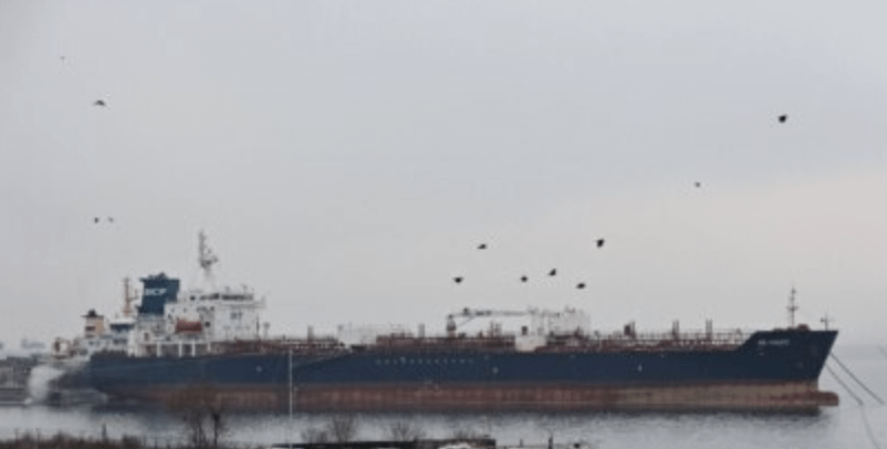 EUは、影の艦隊からのロシア石油輸送を容易にする欧州外の港に対する制裁を準備しており、制裁回避を可能にし、クレムリンの収益を維持する世界の物流チェーンを混乱させることを目指している。