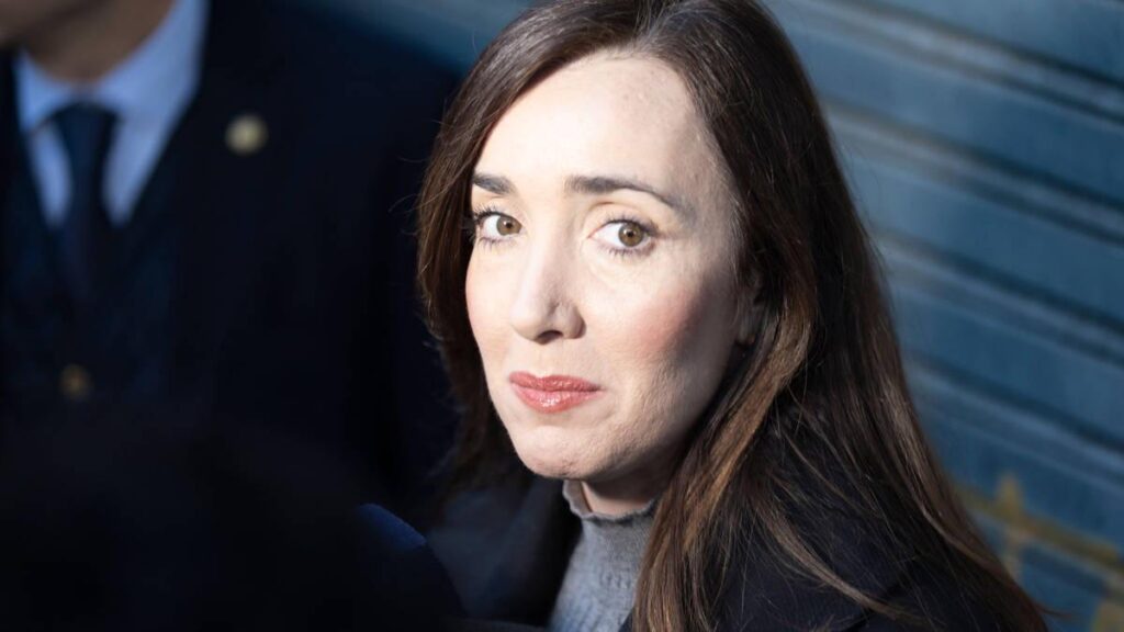 フォークランド人はイギリスに「戻る」べき、アルゼンチンは新たな舌戦を主張