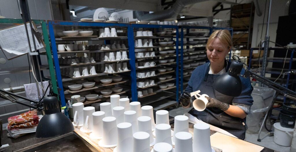 雇用主: 2027 年の賃金上昇率は抑制されると予想