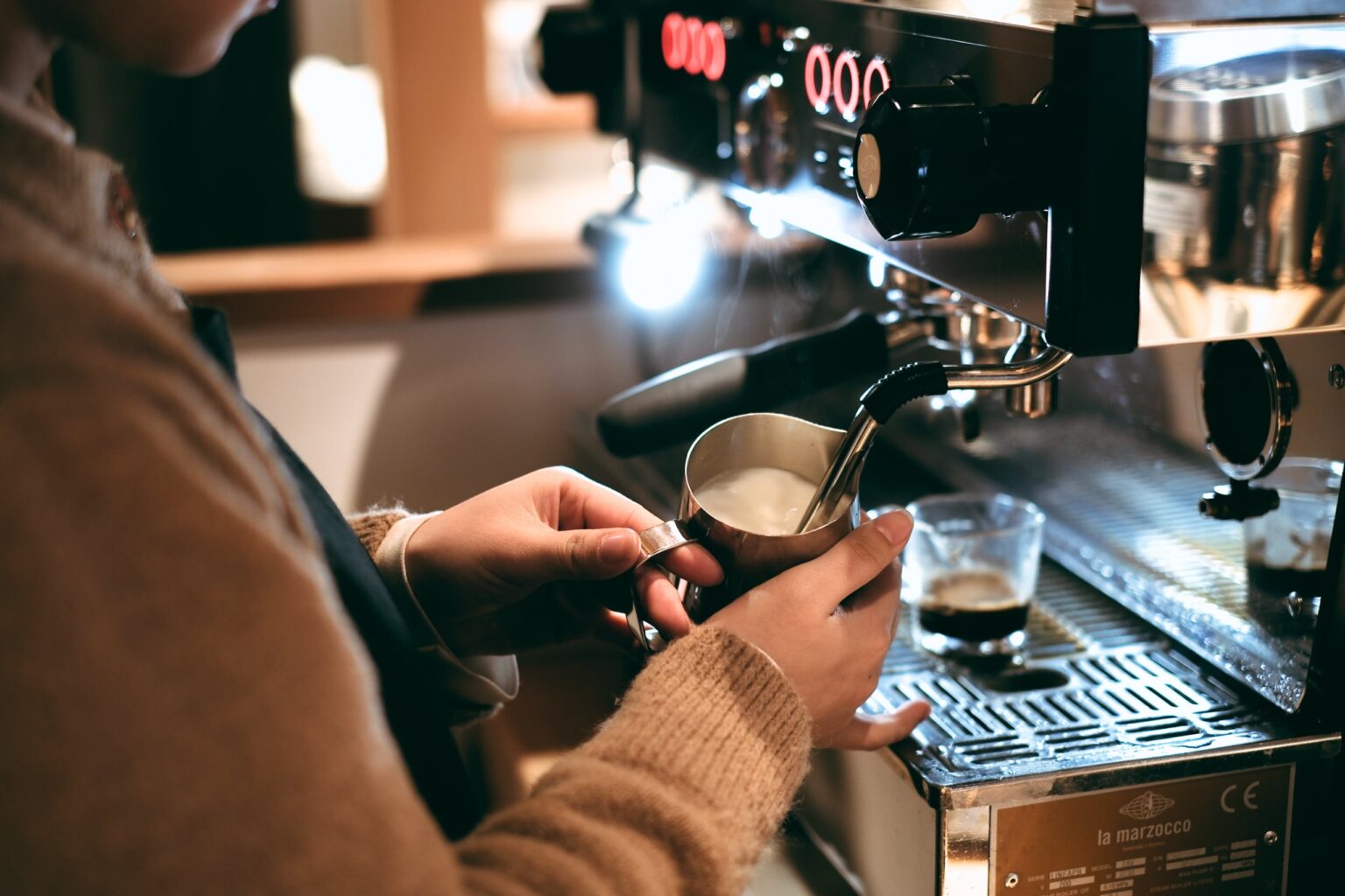 【静岡県】工芸の森で“究極のペアリング”。匠宿「The COFFEE ROASTER」×人気パン屋「Pain SiNGE」がGW限定のPOP-UP開催！焙煎職人のコーヒーと香り高きパンの共演 - ラブすぽ