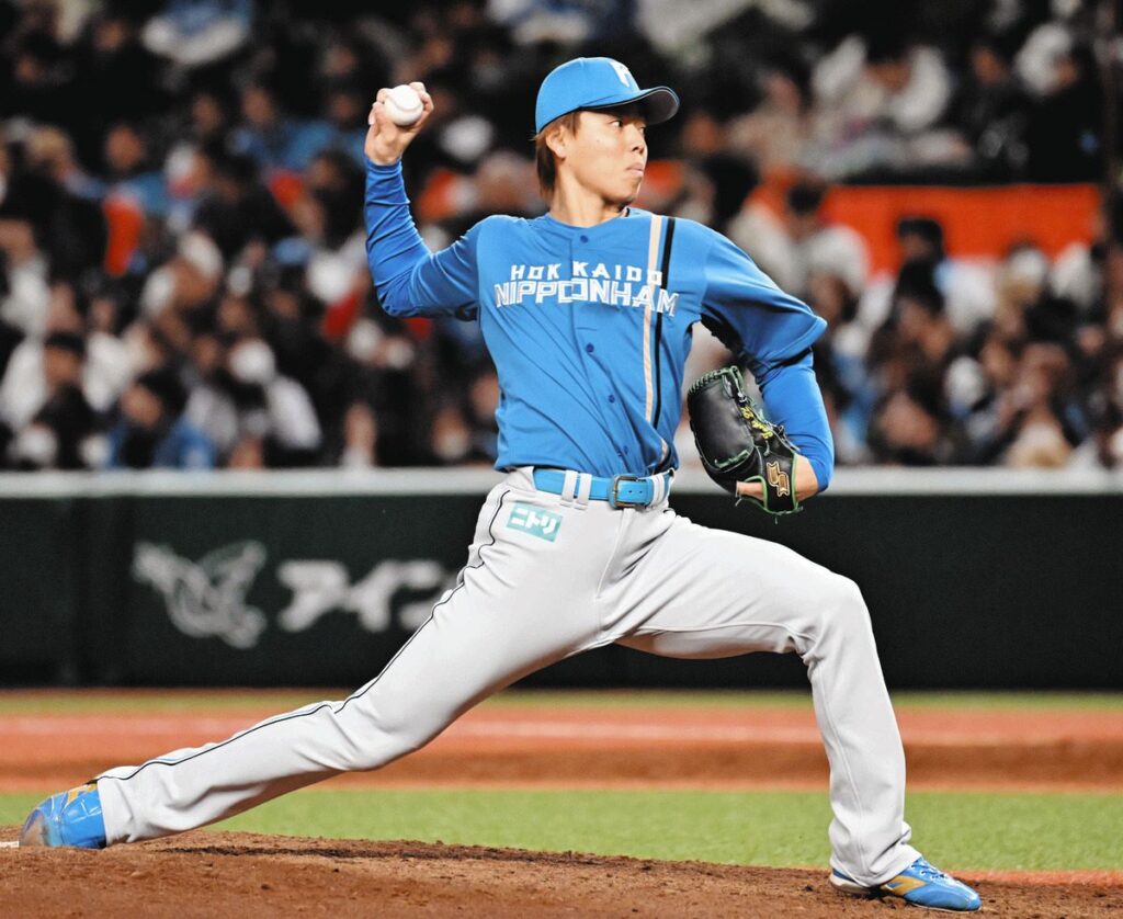 ２０２５年３月、西武戦に登板した日本ハム・杉浦