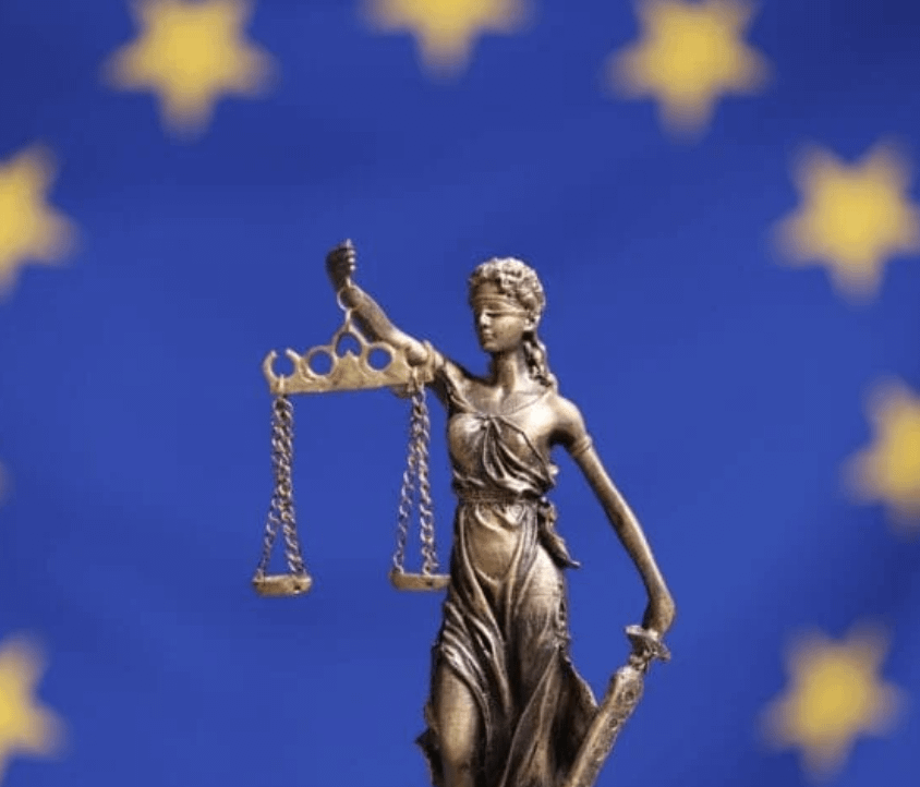 EUは、ウクライナ占領地に関連する穀物や肥料の販売で利益を得ている企業を対象に、ロシアの農産物輸出に対する新たな制裁を検討している。これらの措置は、違法取引を抑制し、クレムリンの収入を減らすことを目的としている。