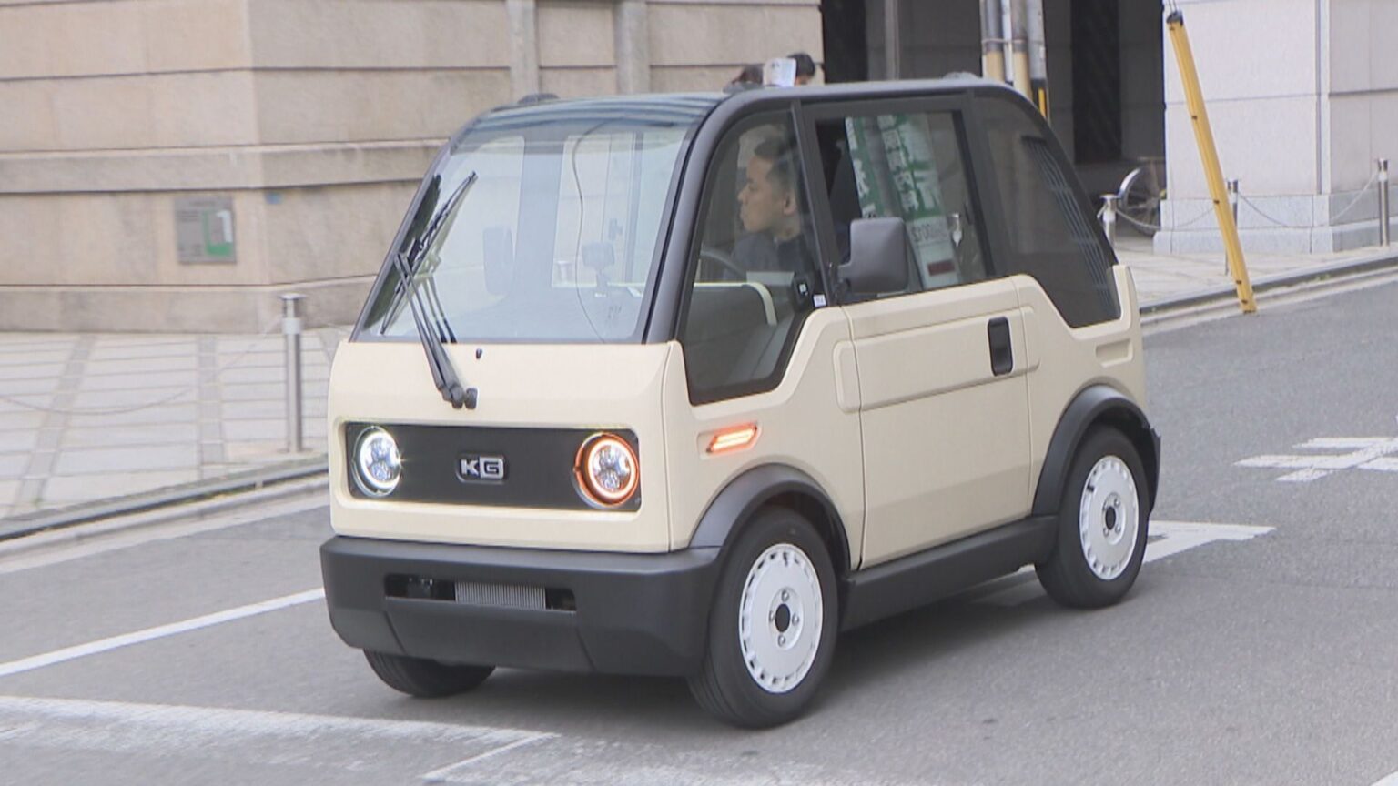 次世代モビリティとして注目　1人乗り電気自動車「mibot」試乗会　価格は110万円　岡山 | KSBニュース | KSB瀬戸内海放送