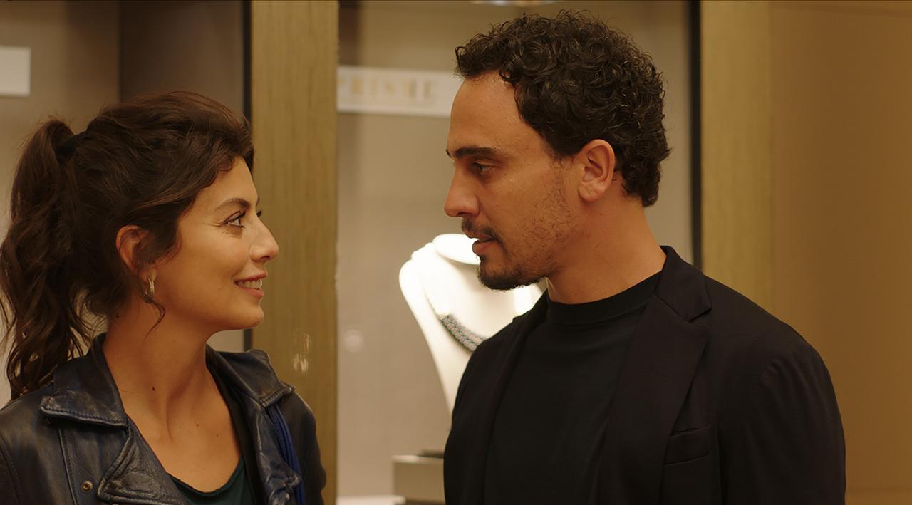 画像: 見どころ1：主演のアレッサンドラ・マストロナルディはイタリアが生んだ国際派俳優