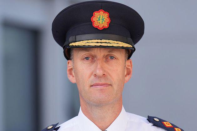 ガルダイ、燃料抗議活動で前線の警察官らを脅迫後、弾圧を開始