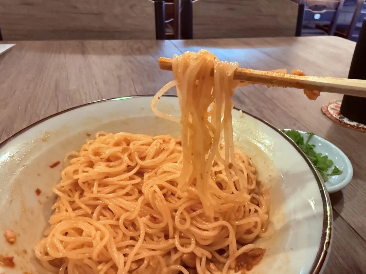 2026年4月11日に天神橋通商店街にオープンした「ミャンマー料理 (ア メイ エイン) 母の味」の料理